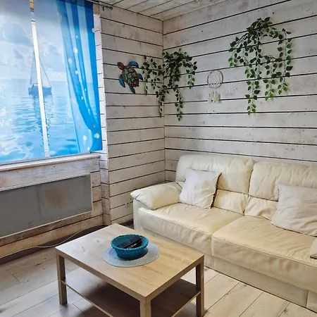 Le Marin-wifi-rdc-place Auto Devant Apartamento