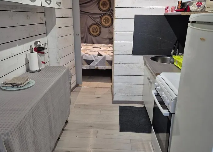 Boheme-rdc-place Auto Devant