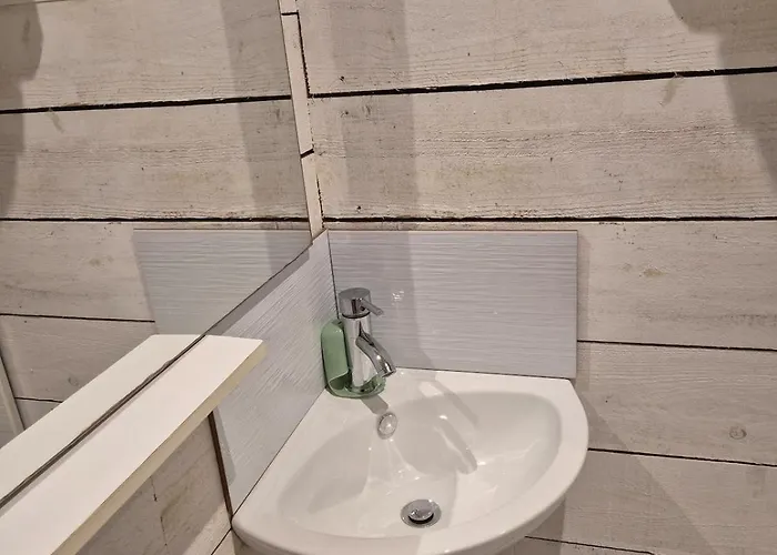 Boheme-rdc-place Auto Devant